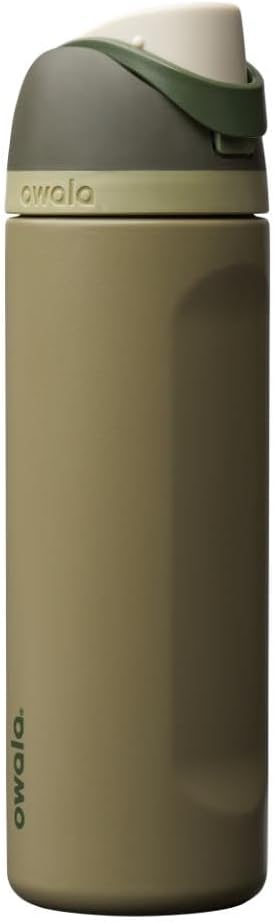 Owala FreeSip Insulated Stainless Steel Water Bottle with Straw, BPA-Free Sports Water Bottle, Great for Travel, 24 Oz, Denim